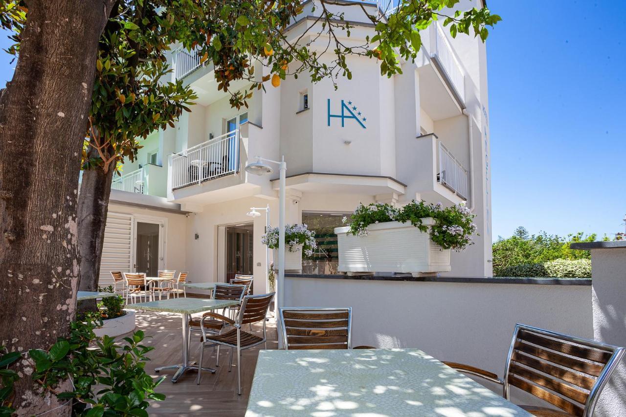 Hotel Angelina Sant’Agnello Kültér fotó